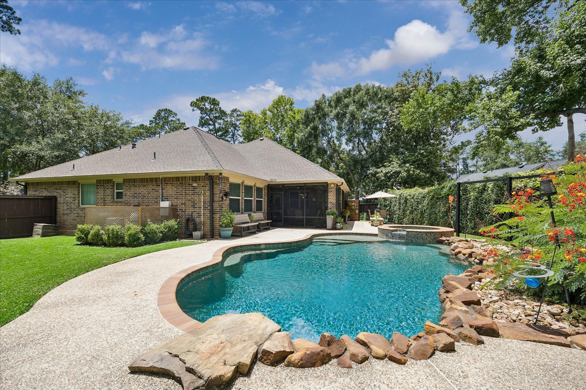 709 Forest Lane Court