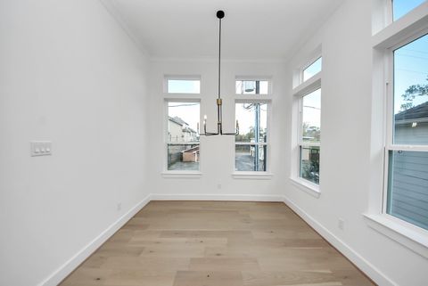 Tiny photo for 927 Fisher Street #A, Houston, TX 77018 (MLS # 71922071)