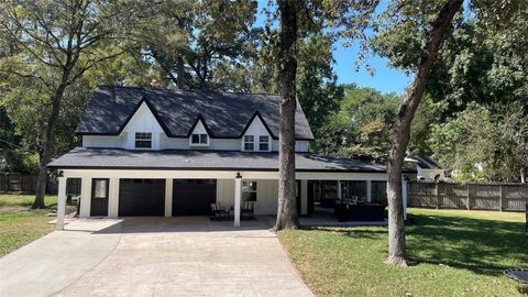 819 Sentinel Oaks Pinehurst TX 77362