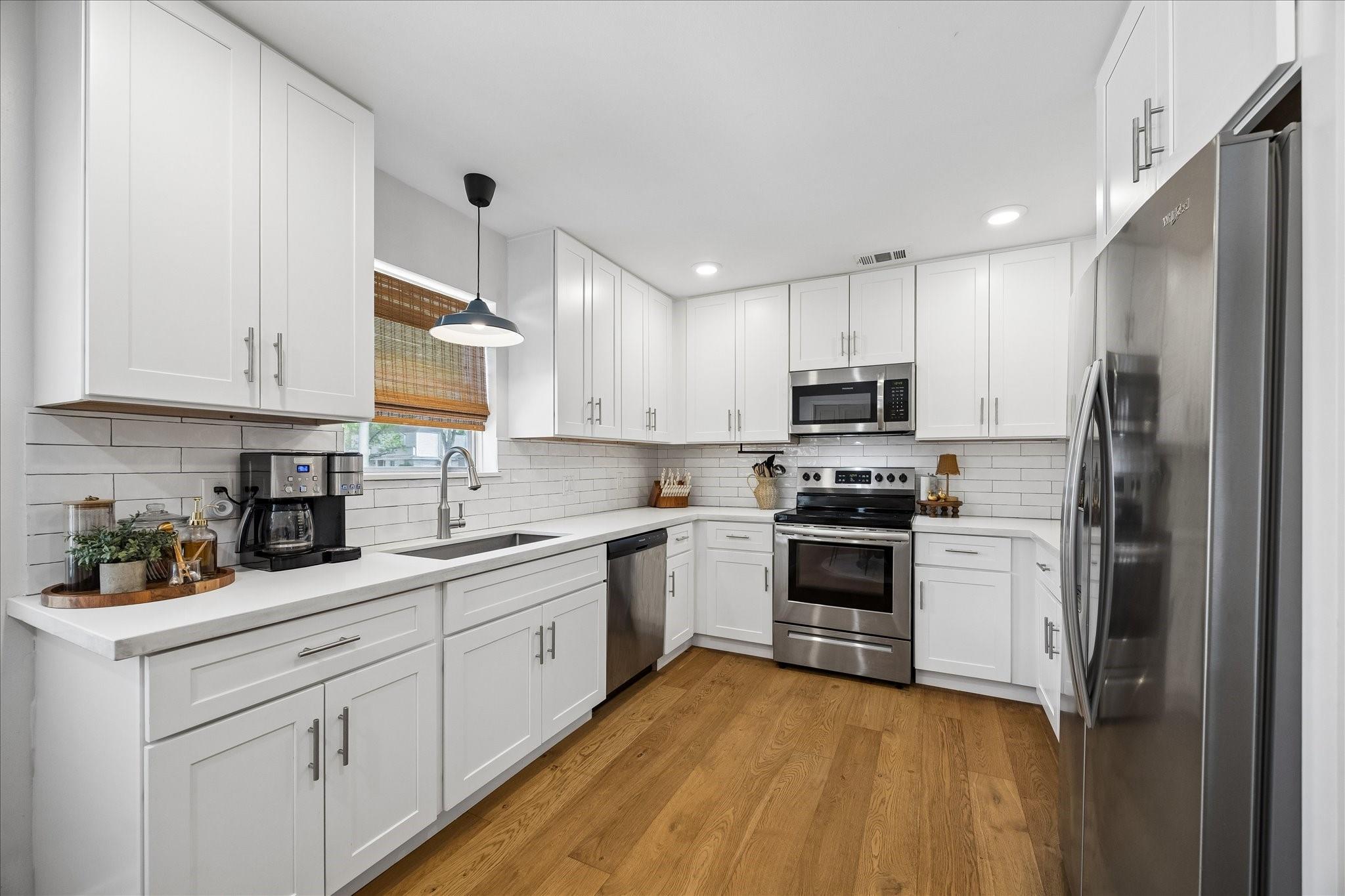 1734 Ashford Hollow Lane