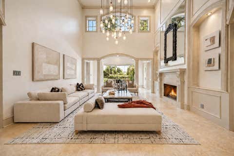 Photo of 918 Huntington Cove, Houston, TX 77063 (MLS # 14727276)