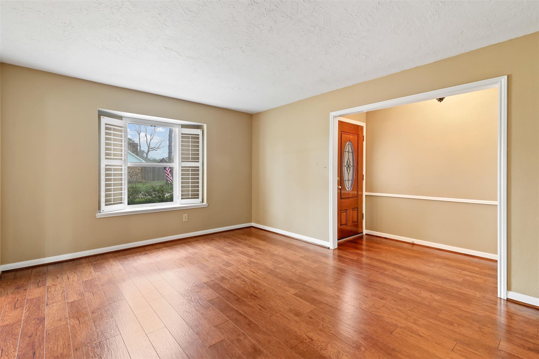 1123 Oxborough Drive