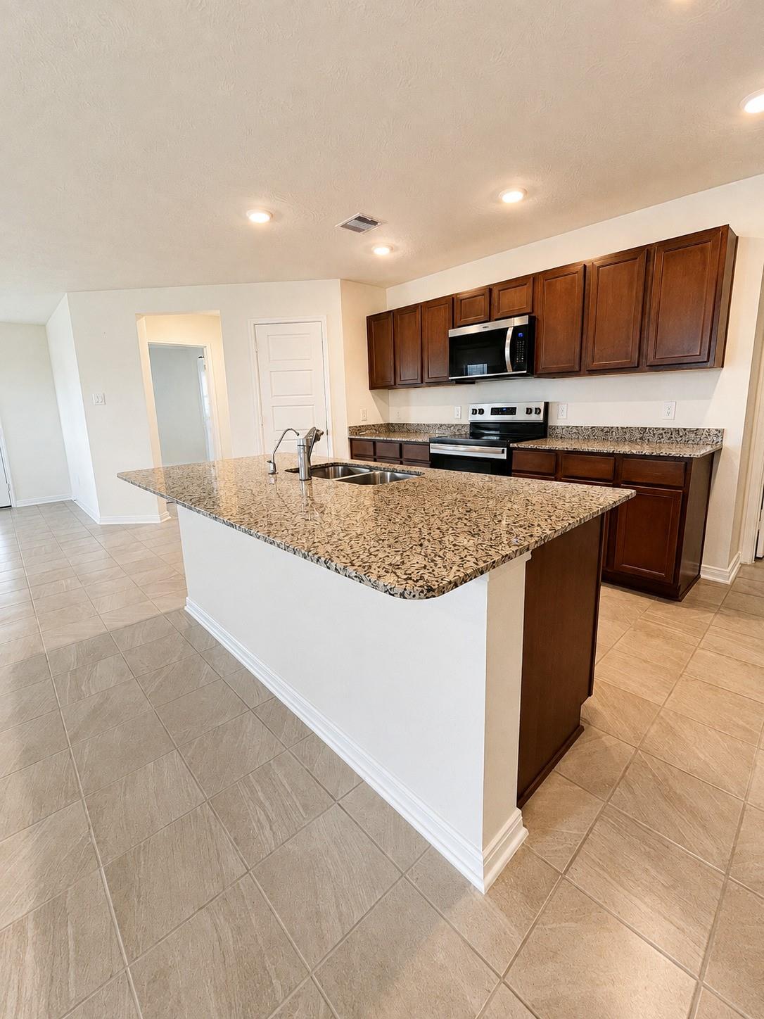 1710 Vista Luna Drive