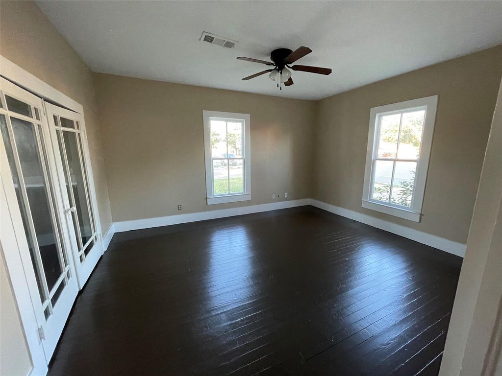 Photo of 405 10th Street, Hempstead, TX 77445 (MLS # 97251554)