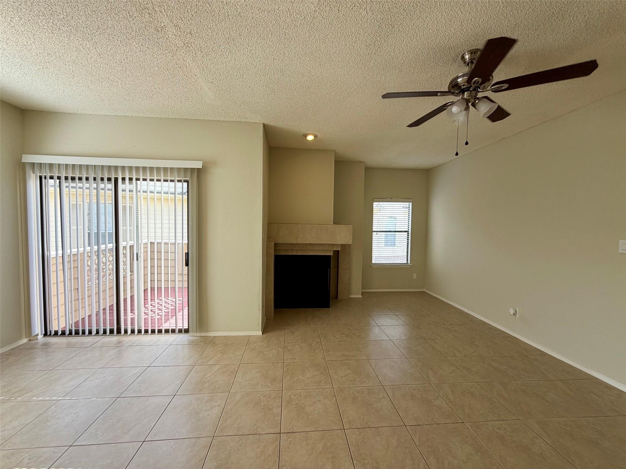 2710 Grants Lake Boulevard C10