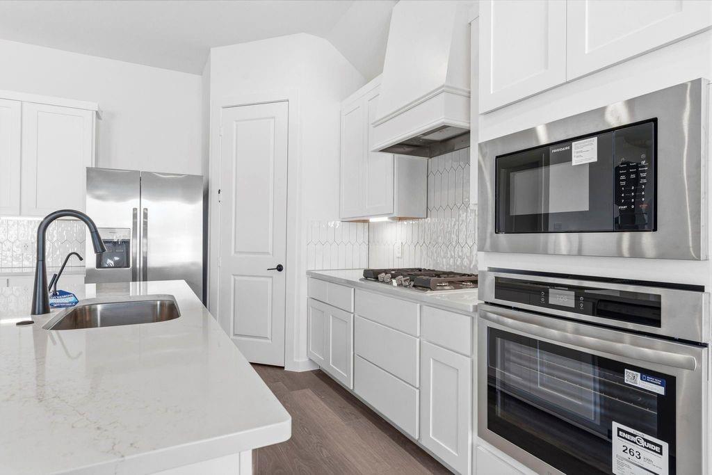 3226 Coral Bluff Drive