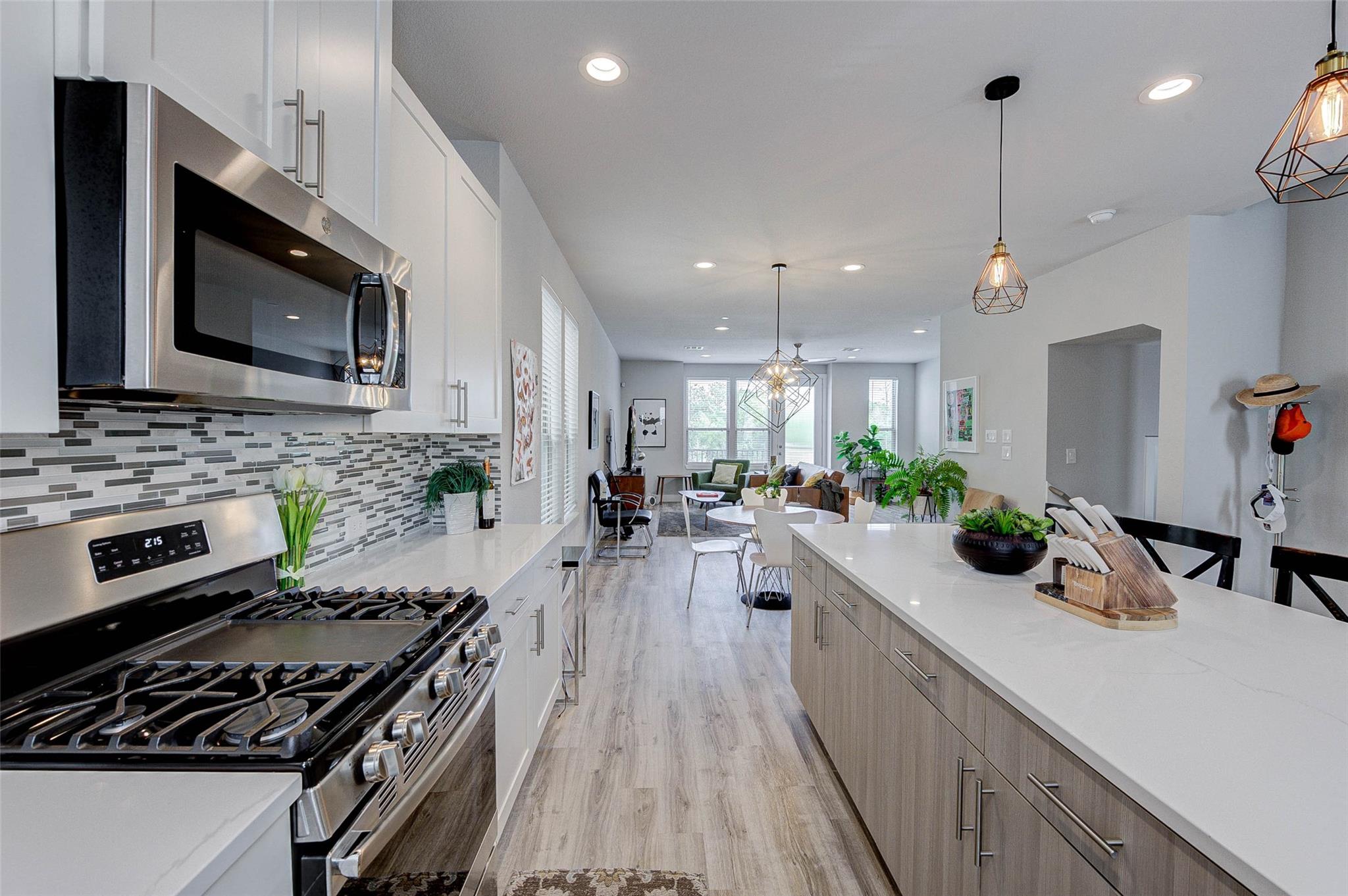 18732 Centro Main Street