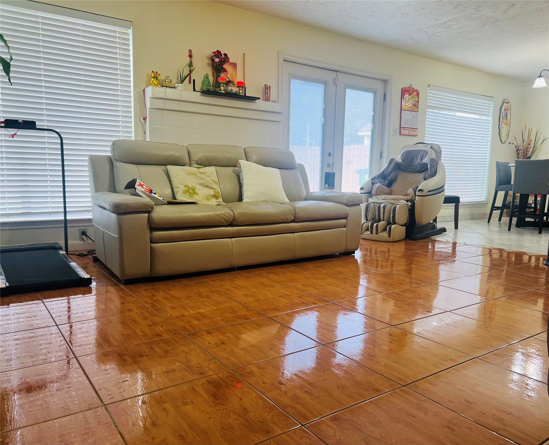 5035 E Pagewick Drive