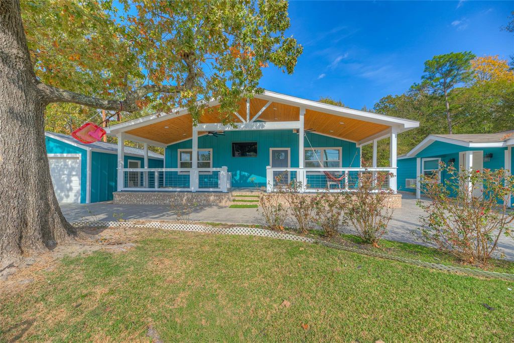 Photo of 2521 Fm 3277, Livingston, TX 77351 (MLS # 96839172)