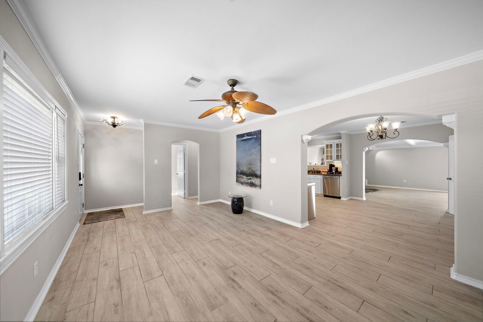 28 Manor Way
