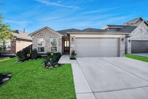 Photo of 15527 Abbotshall Bend Drive, Humble, TX 77346 (MLS # 42252614)