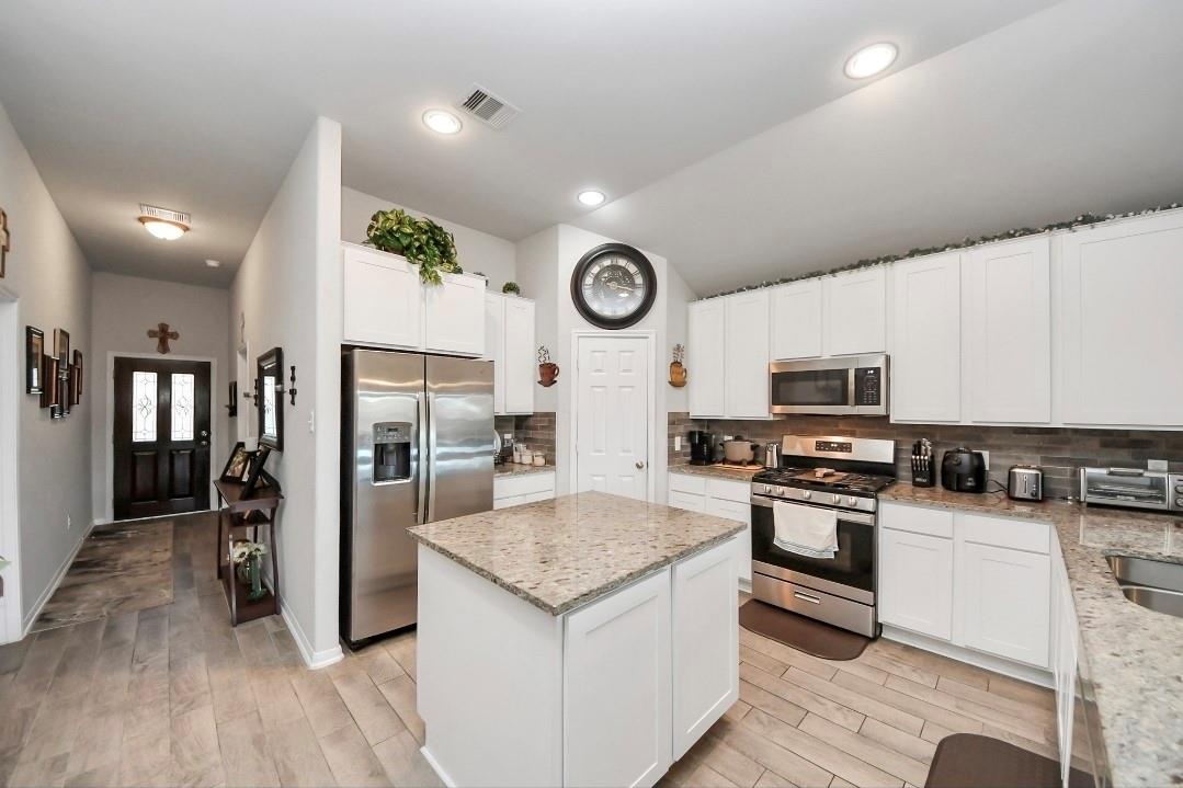 15527 Abbotshall Bend Drive