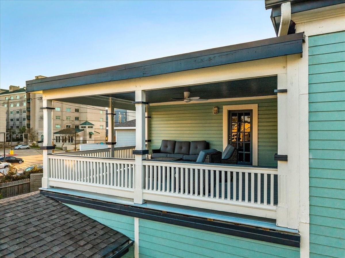 2207 Bernardo De Galvez