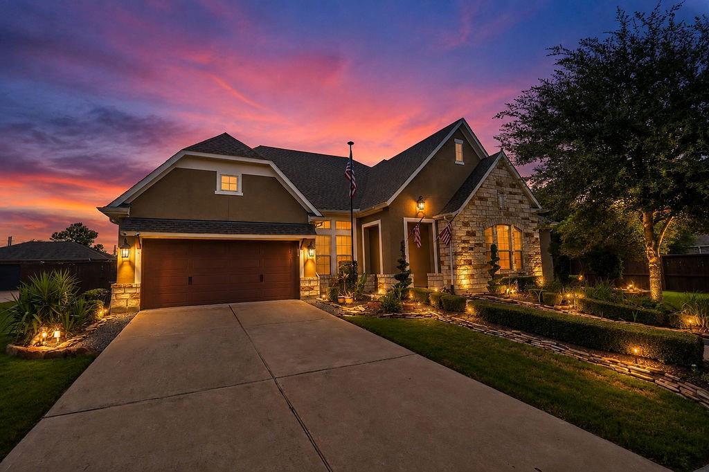 10102 Hooke Drive