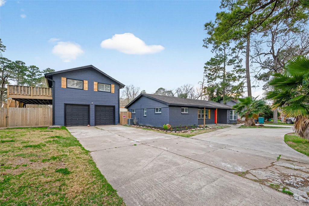 Photo of 322 Cherry Valley Drive, Huffman, TX 77336 (MLS # 43977697)