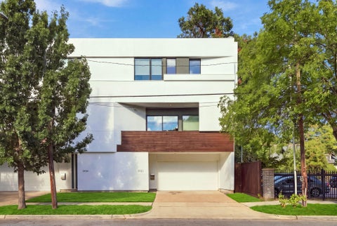 Townhouse For Sale - 3930 Stanford Street<br/> Harris County, Houston, TX 77006