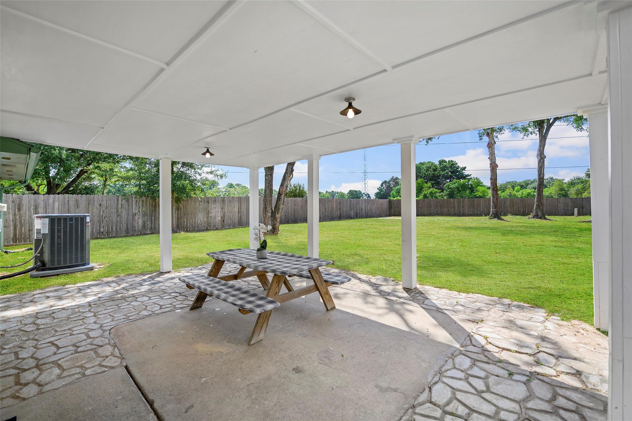 4119 Bridgeland Lane