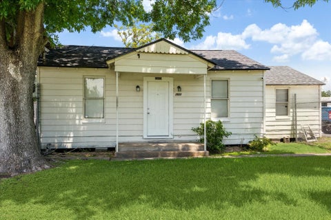 Homes For Rent - 2923 Beverly Road<br/> Pasadena, TX 77503