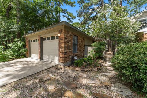 14 W Cobble Hill Circle The Woodlands TX 77381
