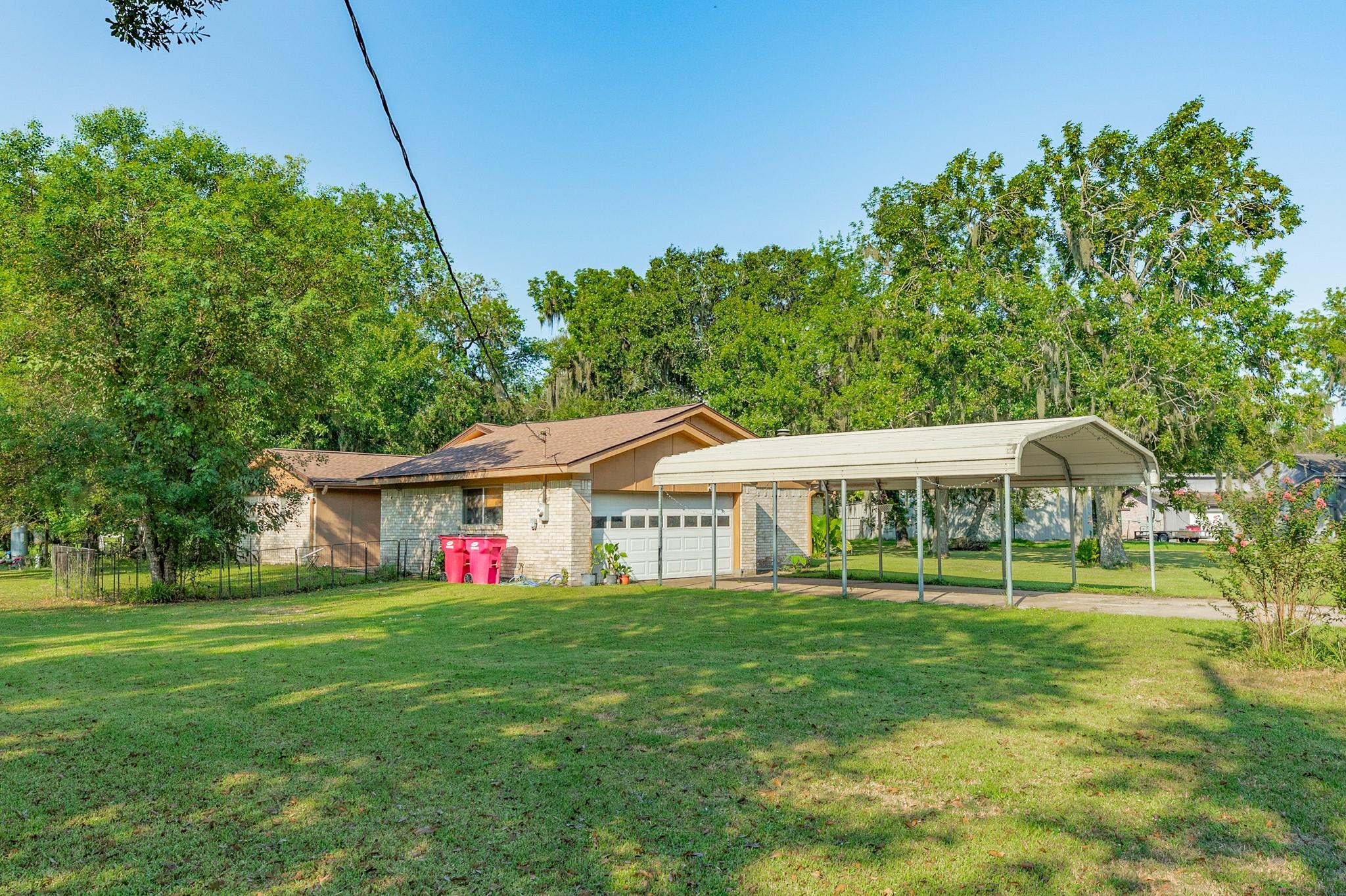 133 Tweedy Lane 878