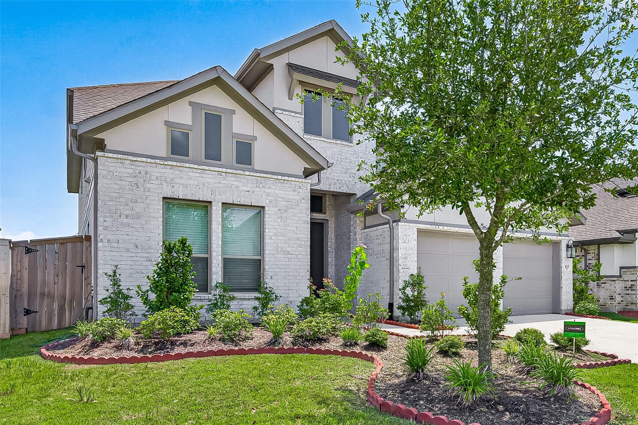 410 Mercury Sky Road