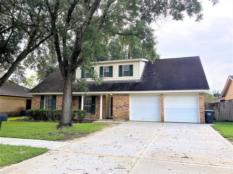 Photo of 1910 Winding Creek Drive, Pearland, TX 77581 (MLS # 98516493) Photo of 1910 Winding Creek Drive, Pearland, TX 77581 (MLS # 98516493)