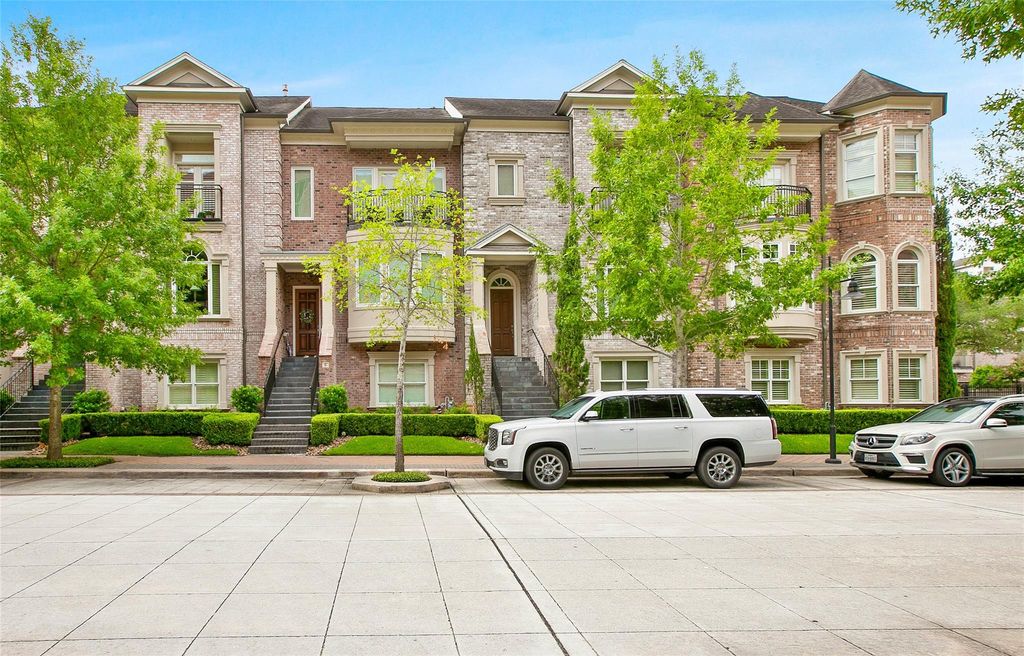 Photo of 4 Waterway Court, The Woodlands, TX 77380 (MLS # 53301151)