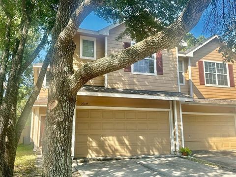 Photo of 20235 Arbolada Green Court, Humble, TX 77346 (MLS # 49426907) Photo of 20235 Arbolada Green Court, Humble, TX 77346 (MLS # 49426907)