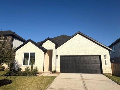 Photo of 424 Summerset Landing Ct, Conroe, TX 77304 (MLS # 2631071)