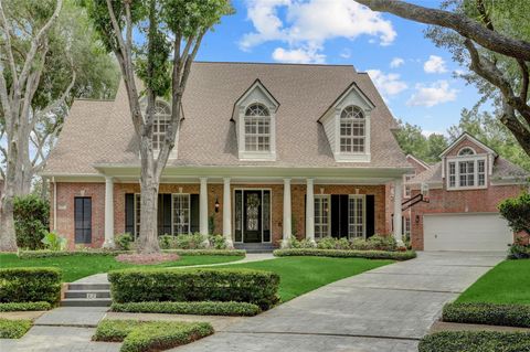Photo of 17 Shetland Isle Court, Sugar Land, TX 77479 (MLS # 20953037)