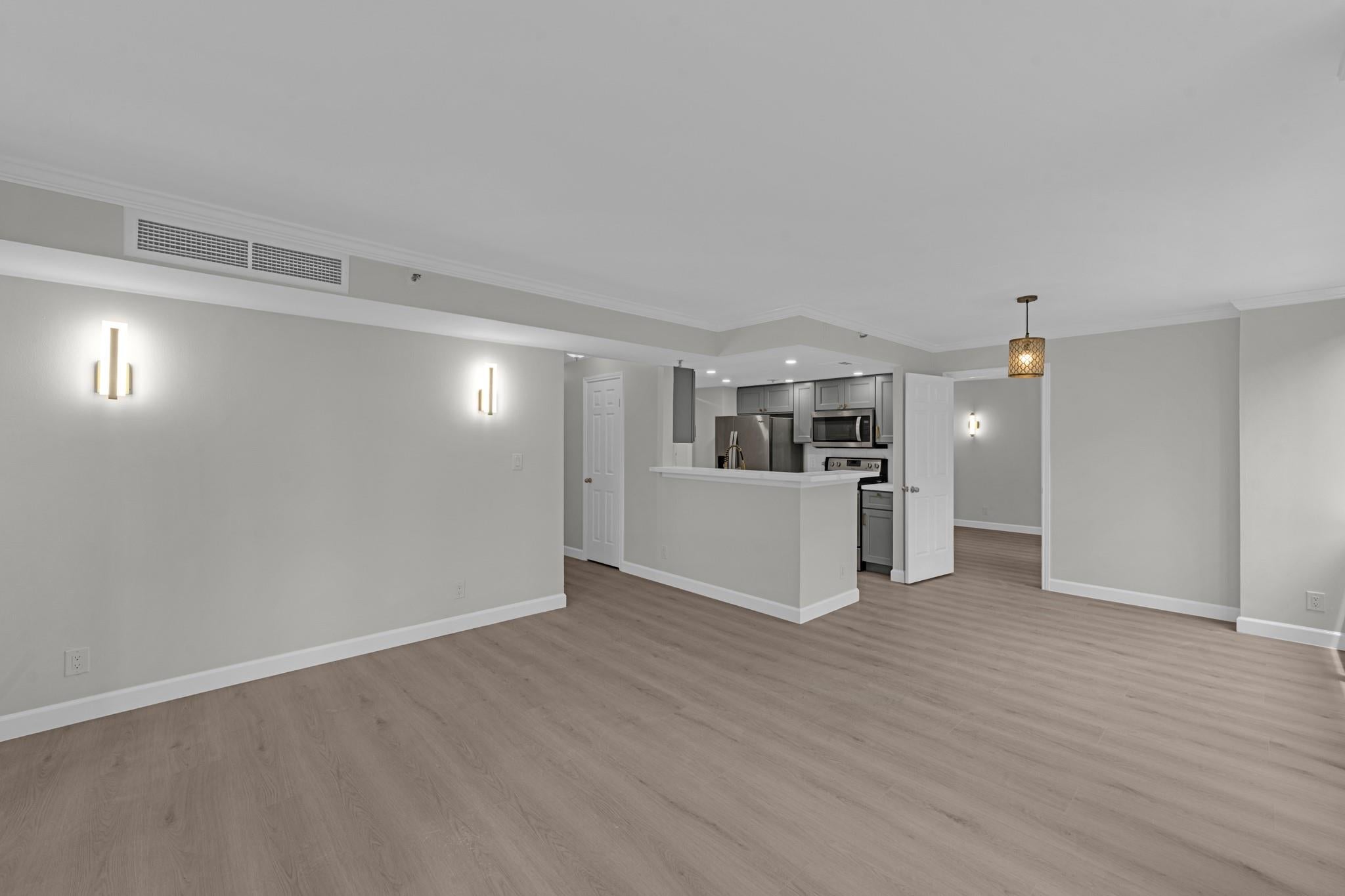 3525 Sage Rd 304