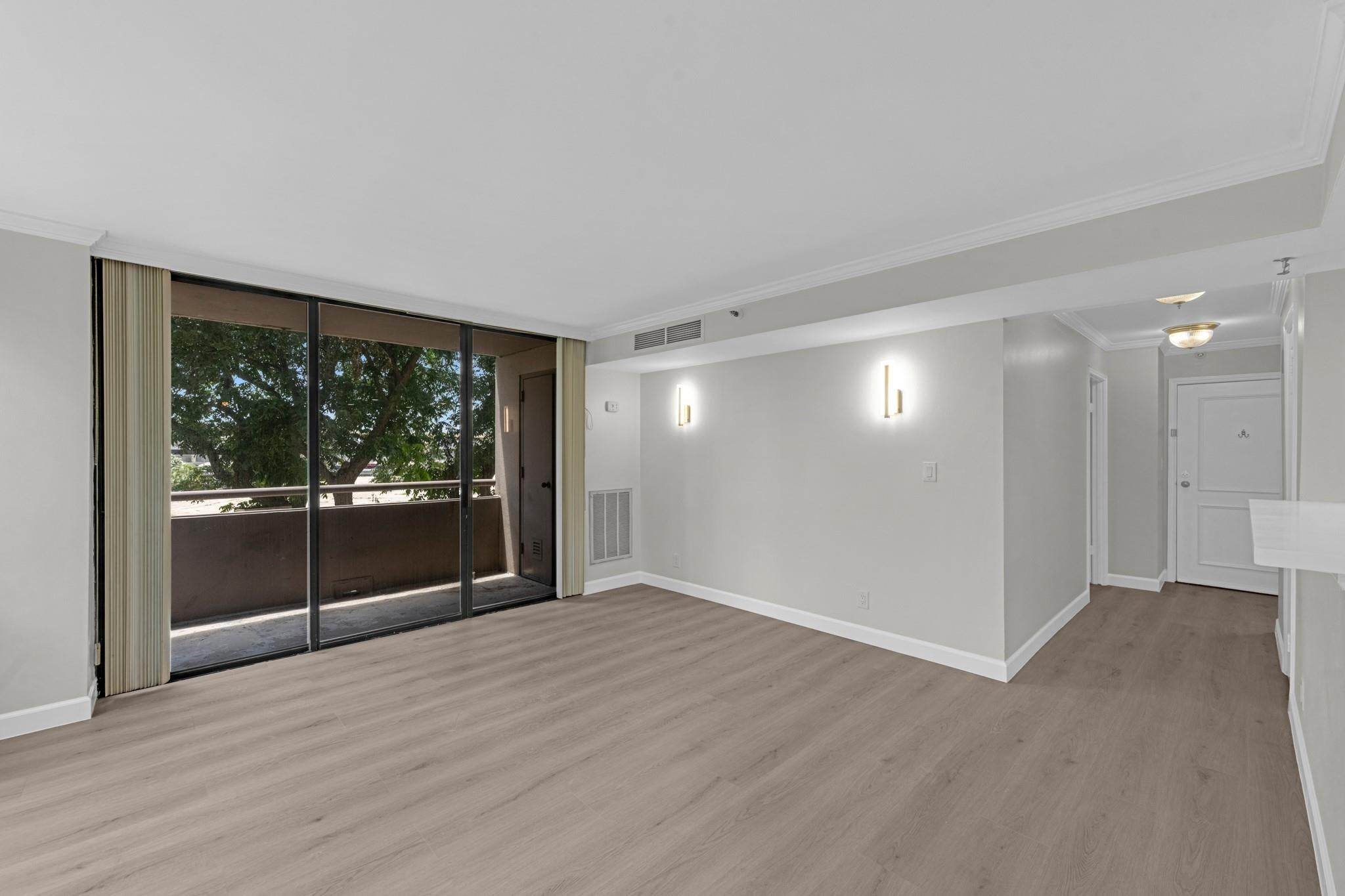 3525 Sage Rd 304