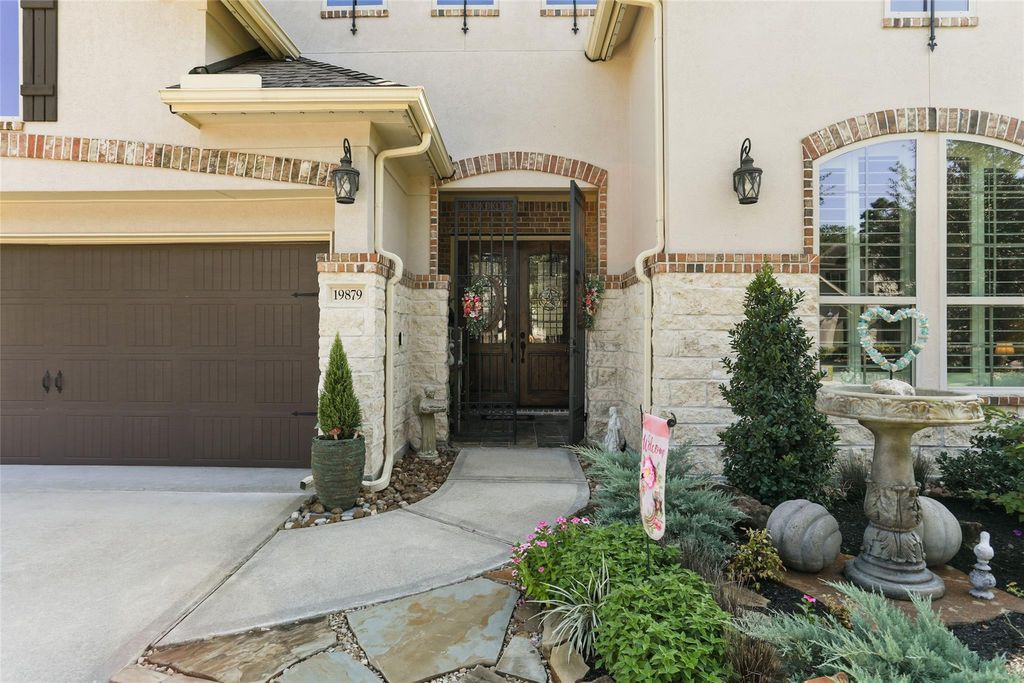Photo of 19879 Cullen Ridge Drive, Porter, TX 77365 (MLS # 64887097)