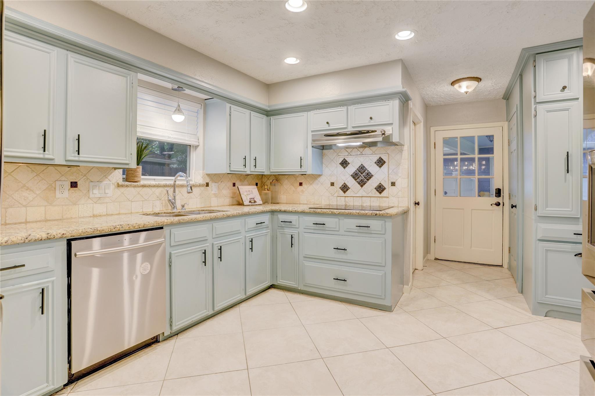 602 Windsor Glen Drive