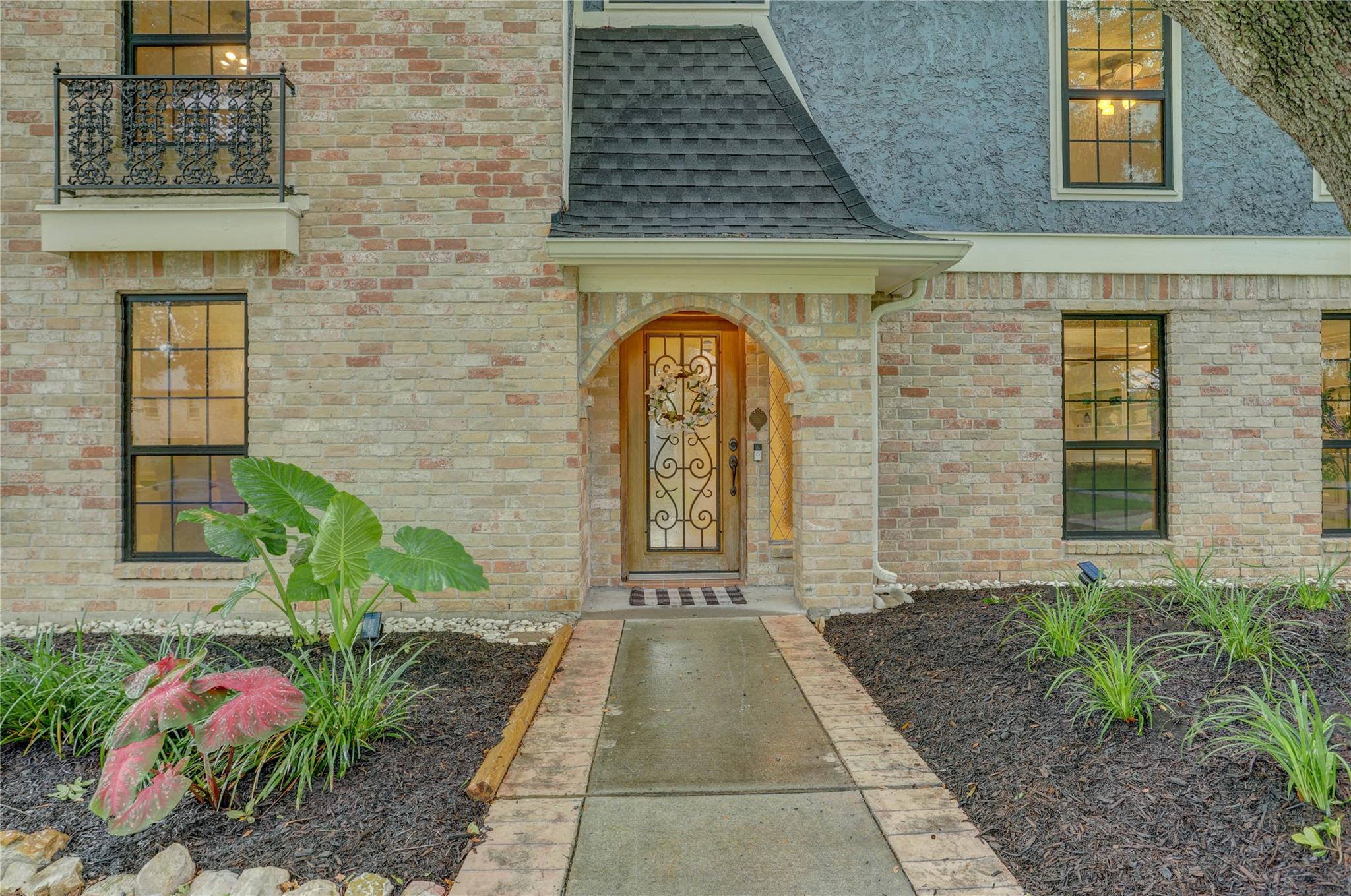 602 Windsor Glen Drive