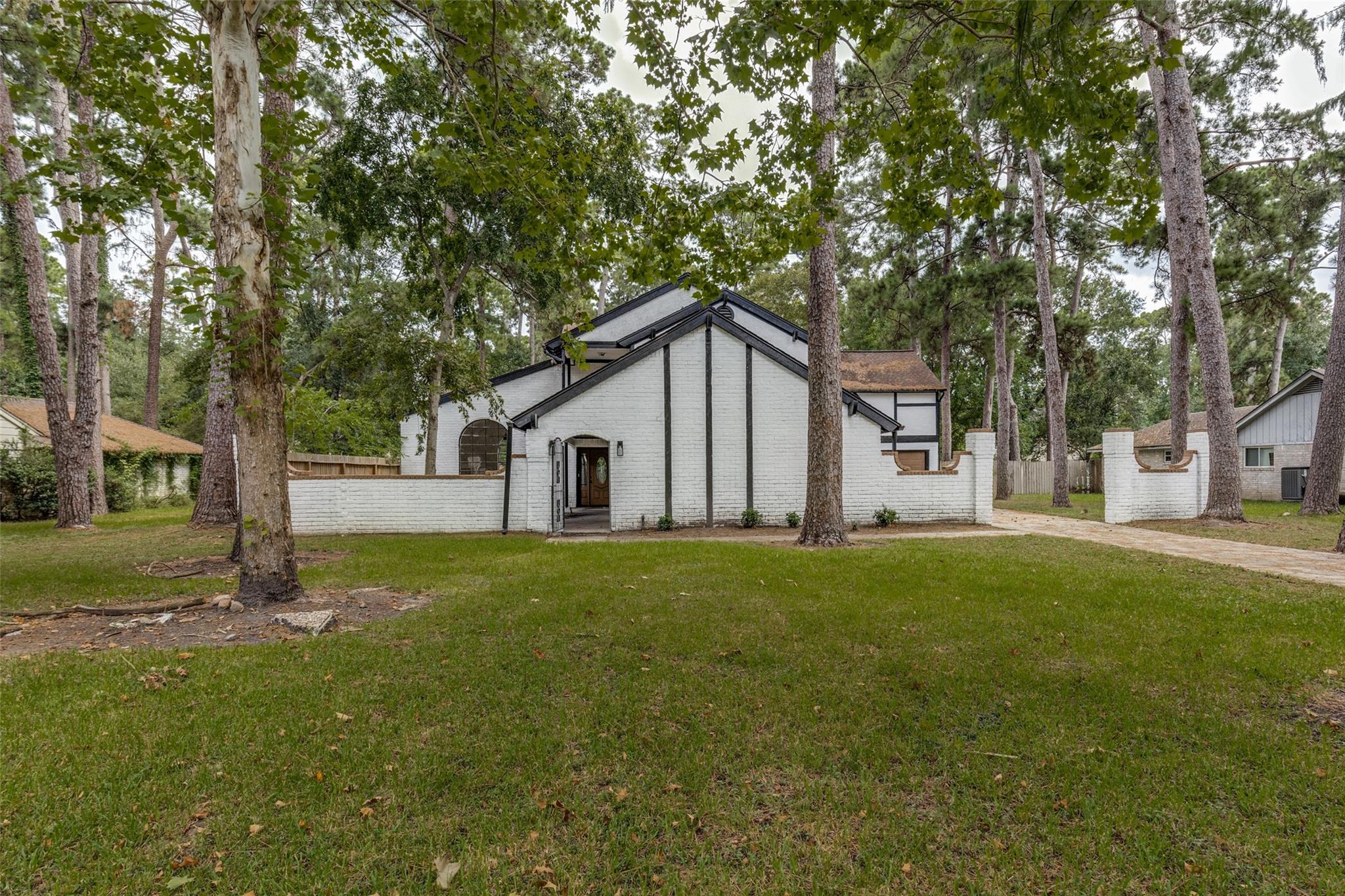 6611 Falling Waters Drive