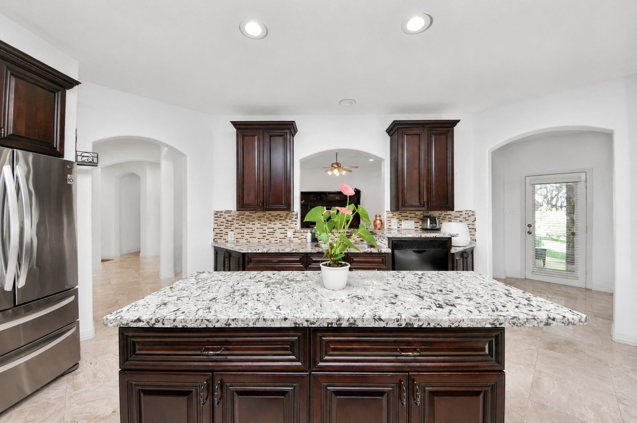 21123 Dover Park Lane