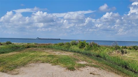 Vacant Land For Sale - 1027 Rollover One Cir<br/> Gilchrist, TX 77617