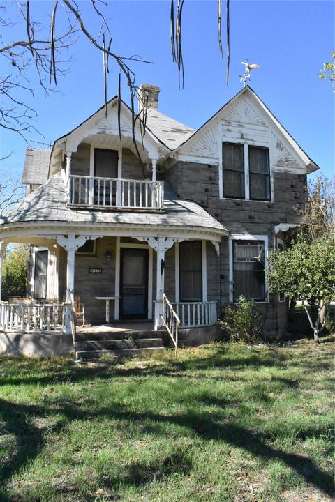 Photo of 315 N Avenue D, Waelder, TX 78959 (MLS # 25865133)