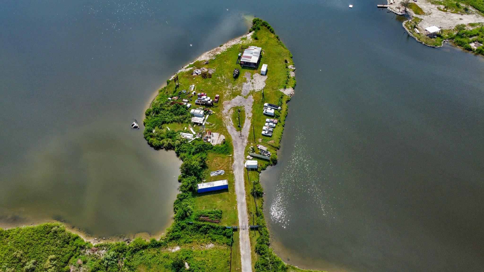 17427 Moreland Drive