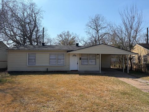 5402 Lyndhurst Drive Houston TX 77033