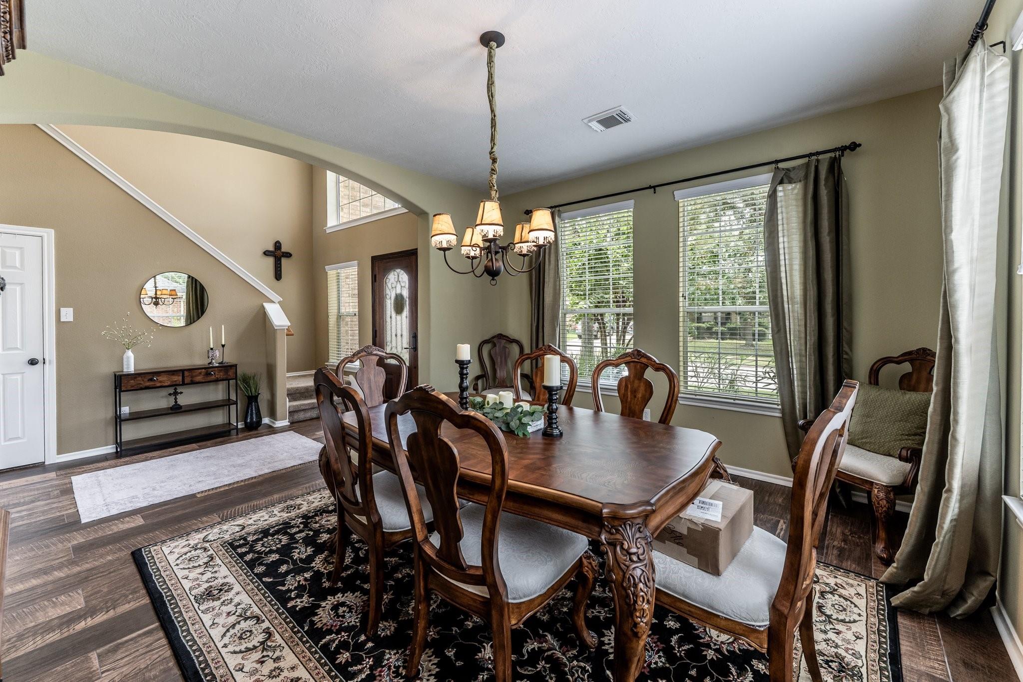 2318 Rendale Court