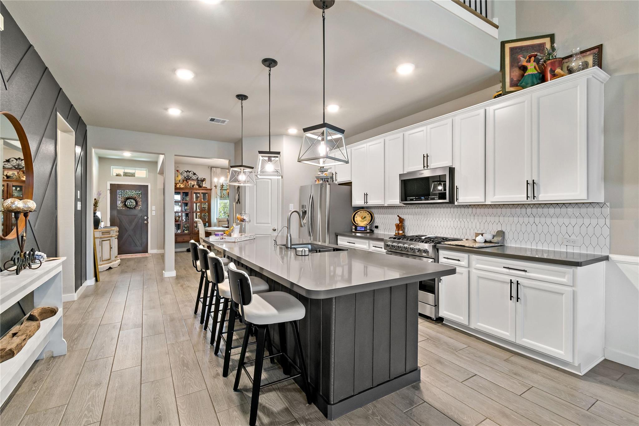 20014 Wild Horse Hollow Lane