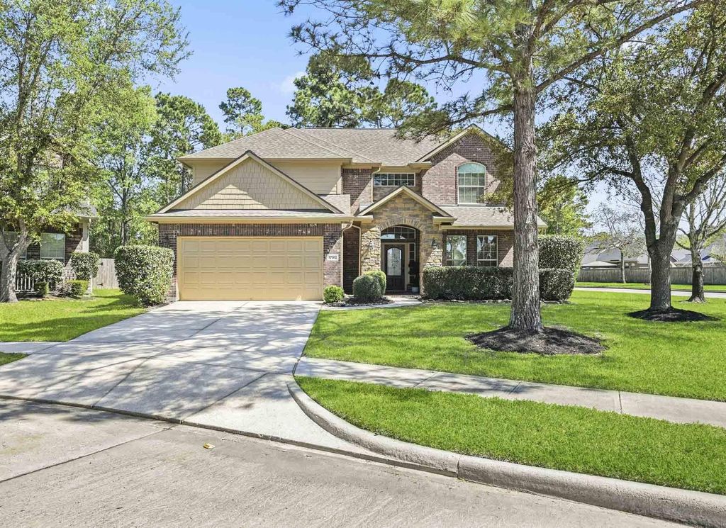 Photo of 17702 Trail Mountain Court, Humble, TX 77346 (MLS # 10753627)