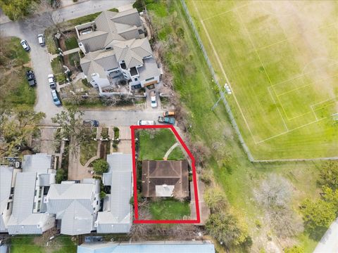 6640 Wanita Place Houston TX 77007