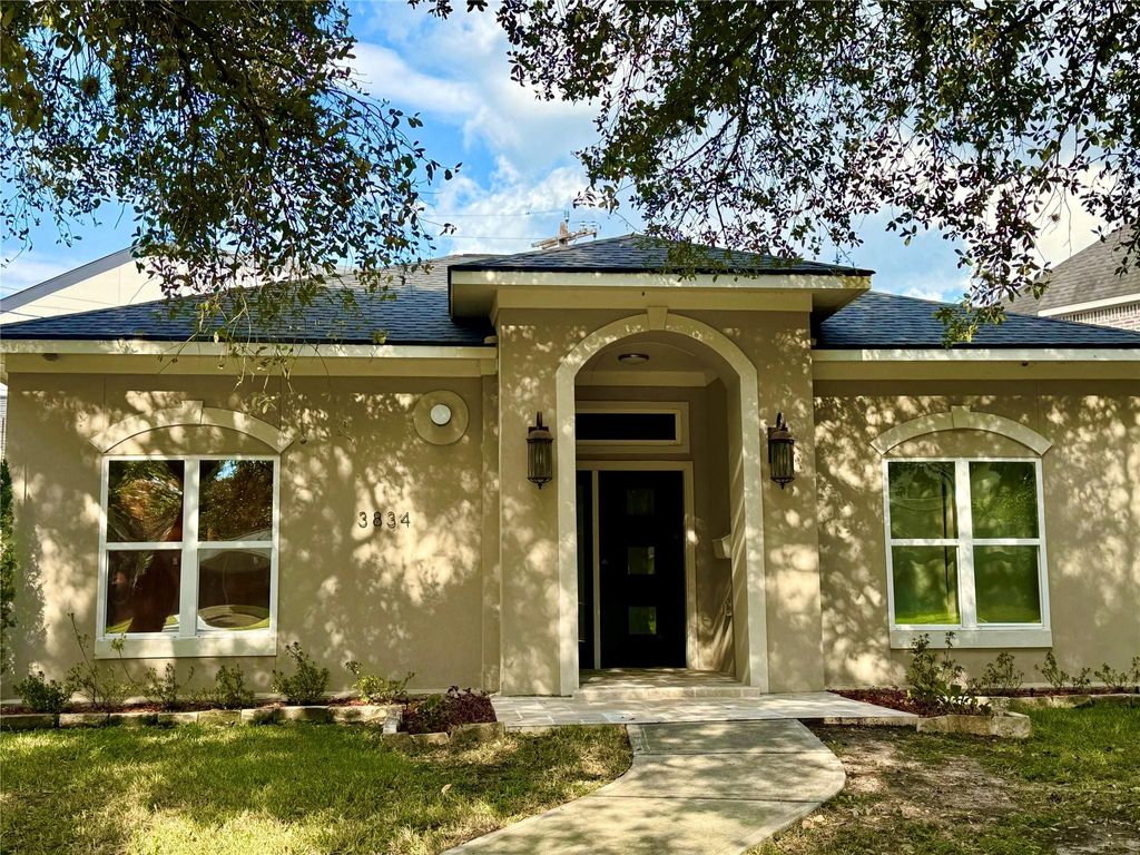 Photo of 3834 Linklea Drive, Houston, TX 77025 (MLS # 58758373)