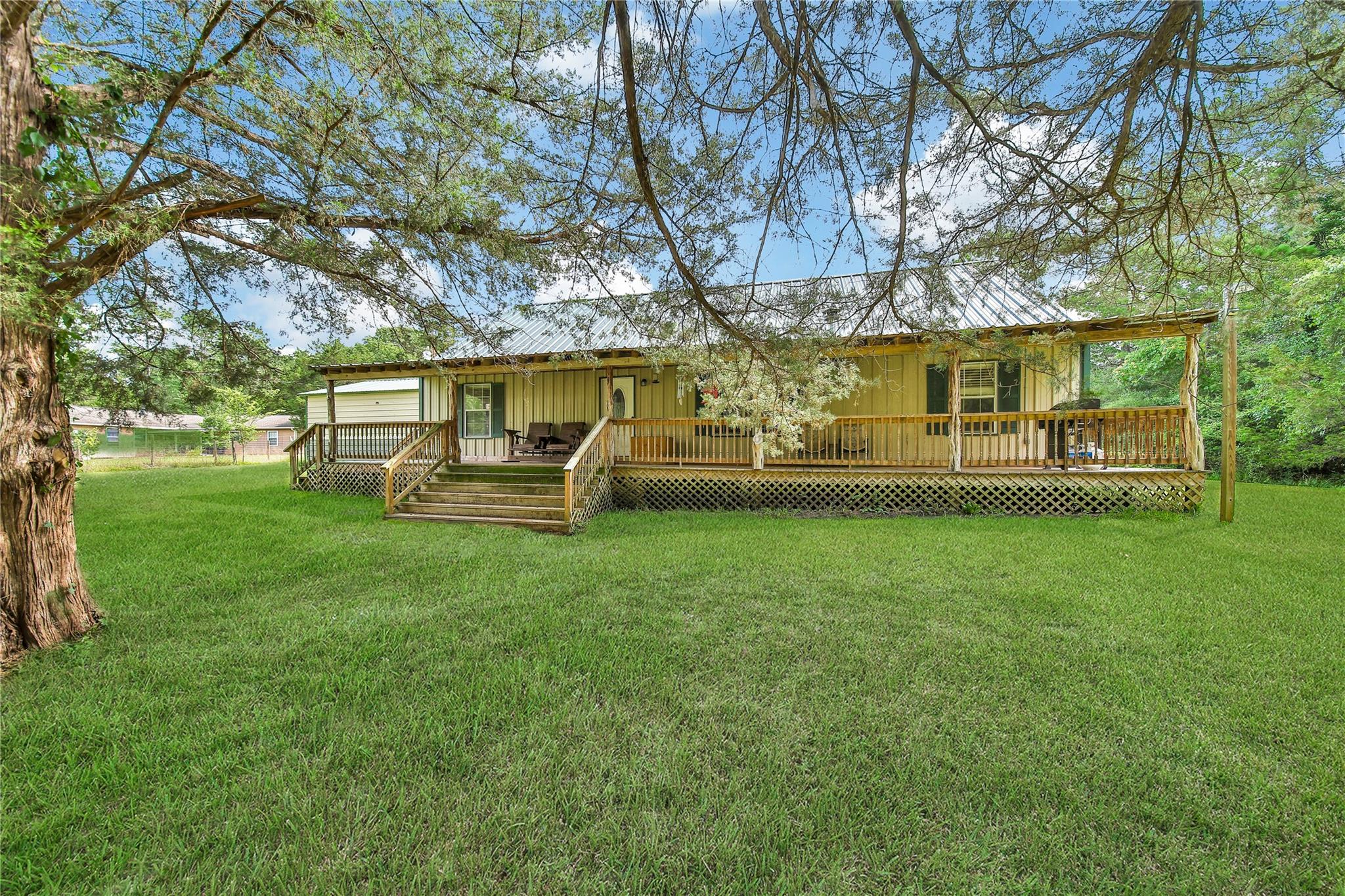 9 Wood Forest Drive