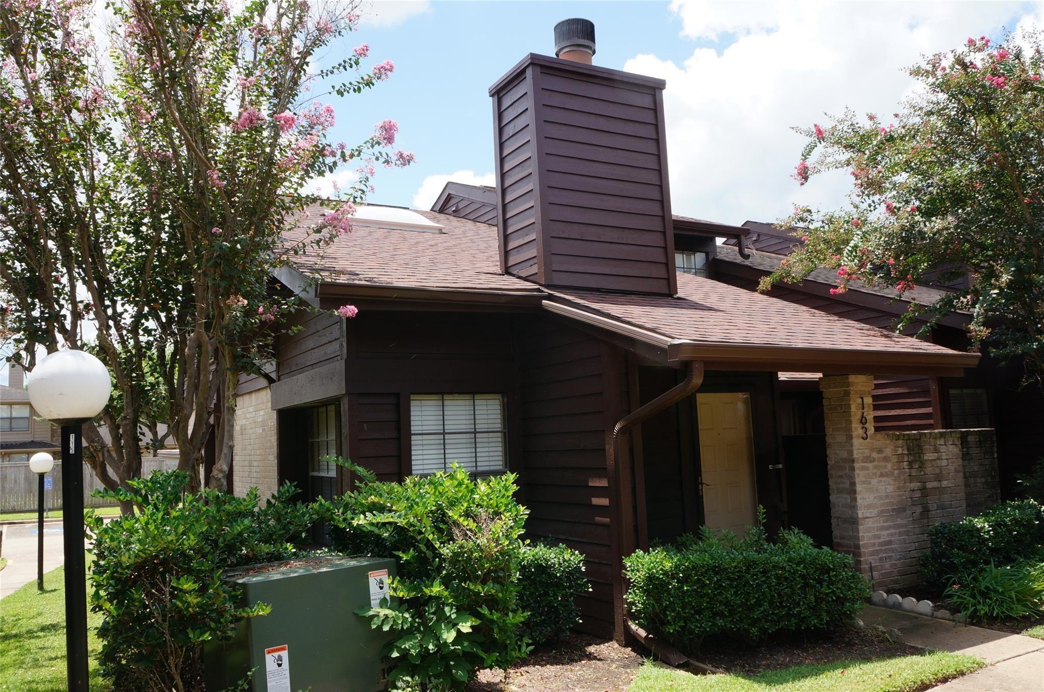 2611 Grants Lake Boulevard 163