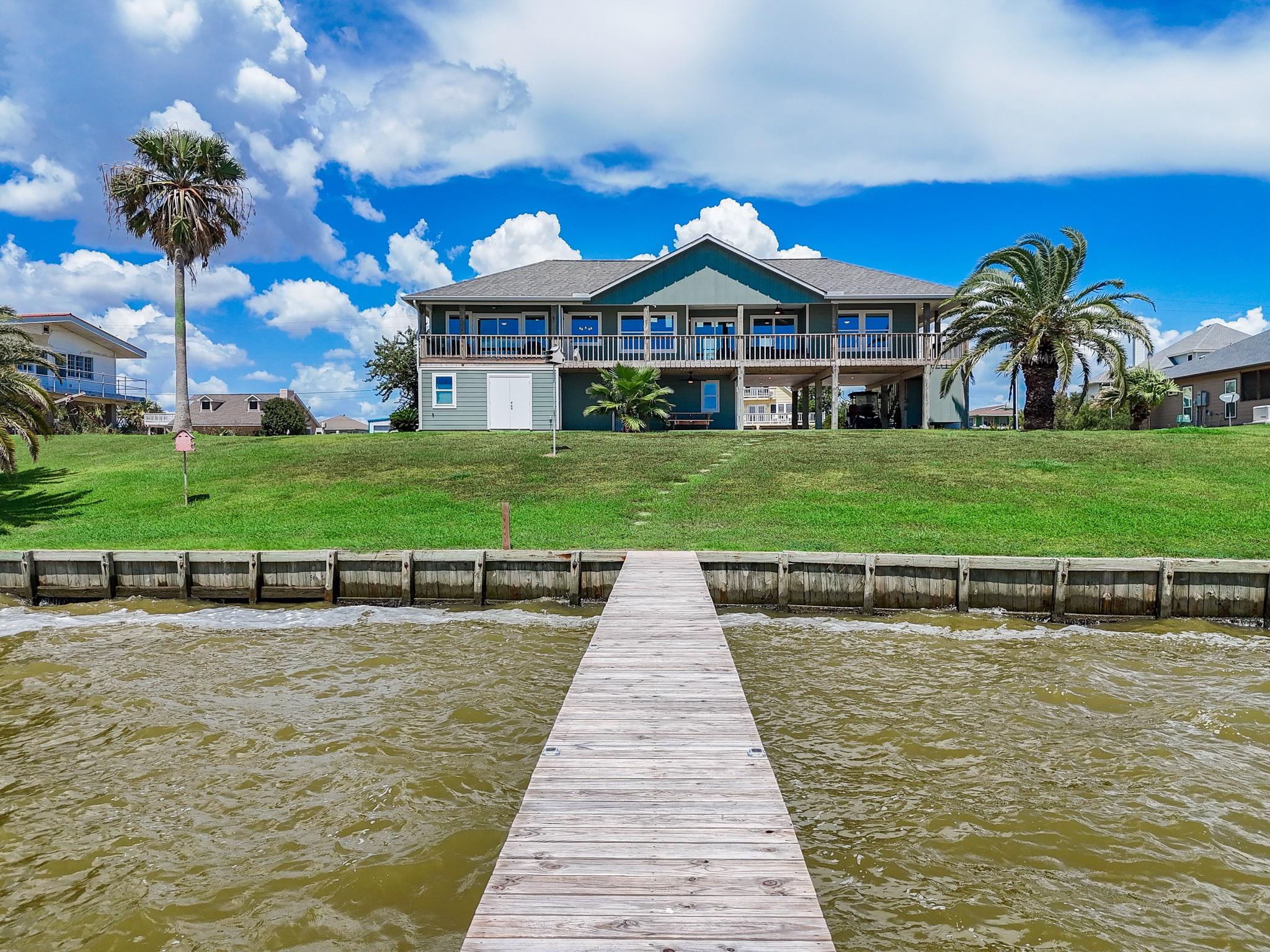 1440 W Bayshore Drive