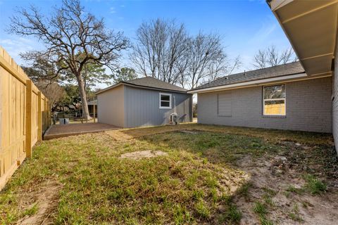 Tiny photo for 6403 Acorn Forest Drive, Houston, TX 77088 (MLS # 89151813)